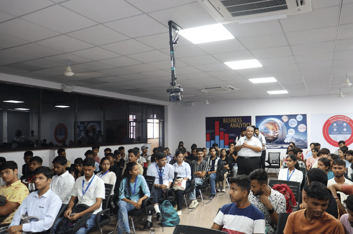 Vivekananda Global University collaborating with NIAT Students photo 14